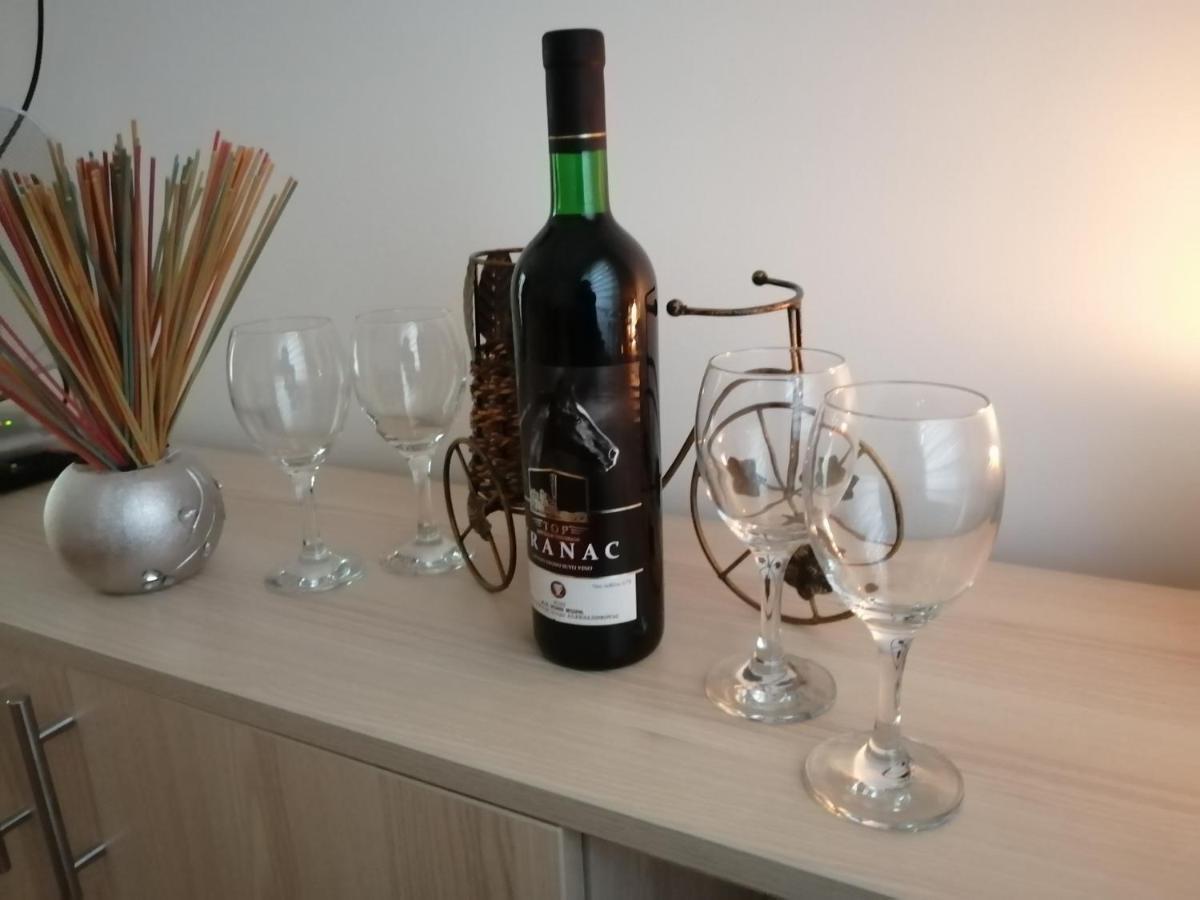 Uzicki-Konaci Apartment อูชิเซ ภายนอก รูปภาพ