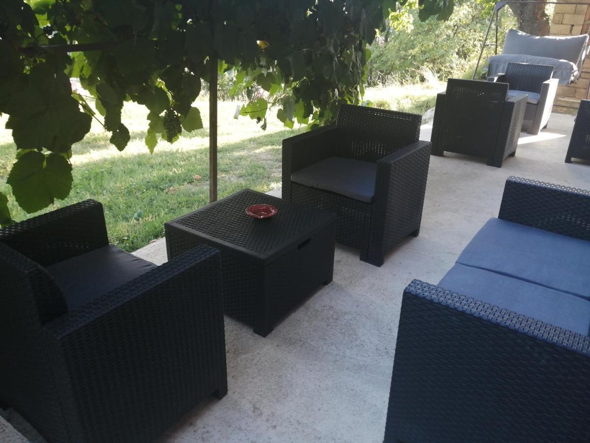 Uzicki-Konaci Apartment อูชิเซ ภายนอก รูปภาพ